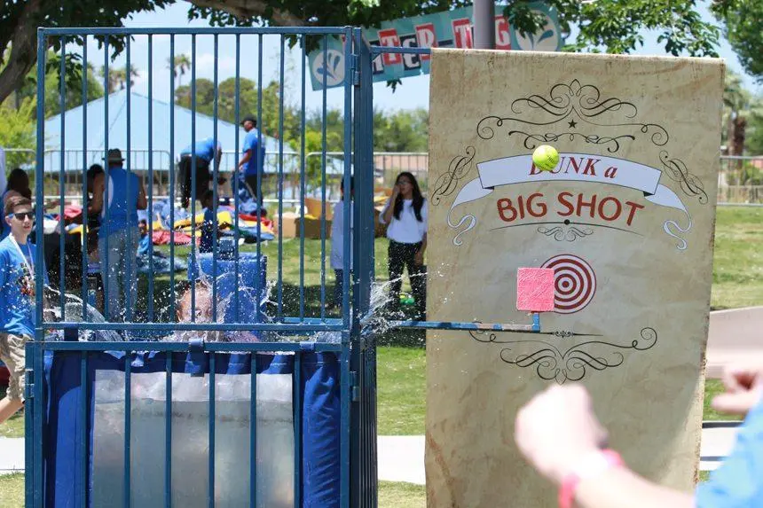 Dunk Take Collapsable